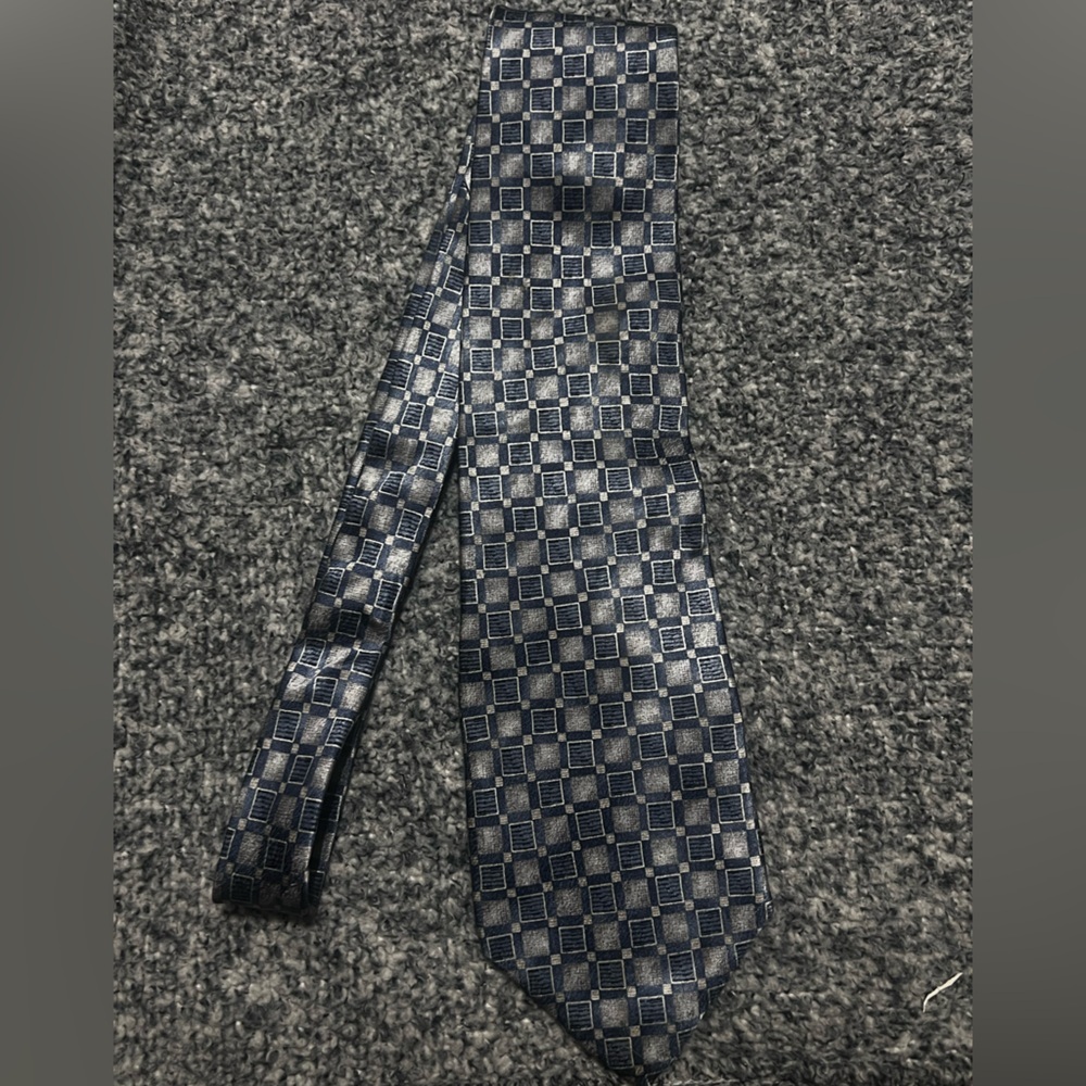 Stafford Navy Geometric Men's Tie